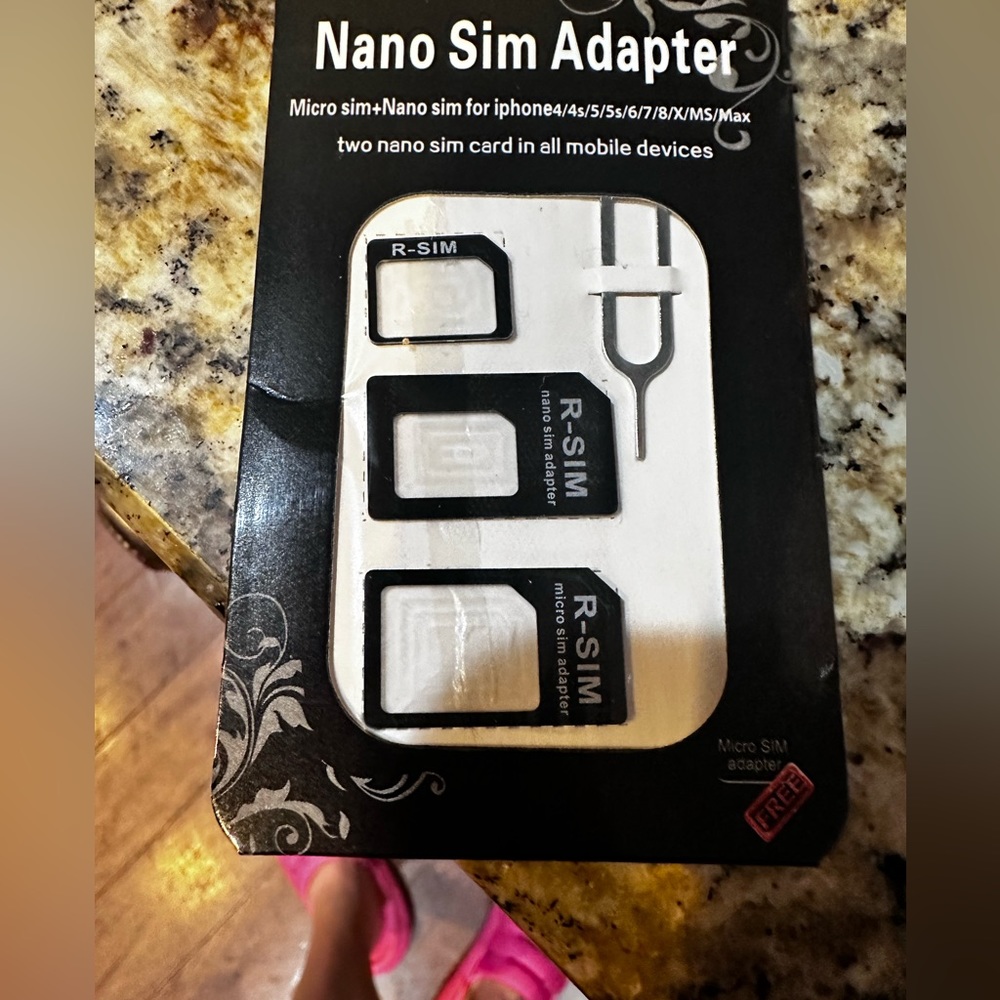 Nano Sim Adapter Kit NWT - Picture 2 of 3